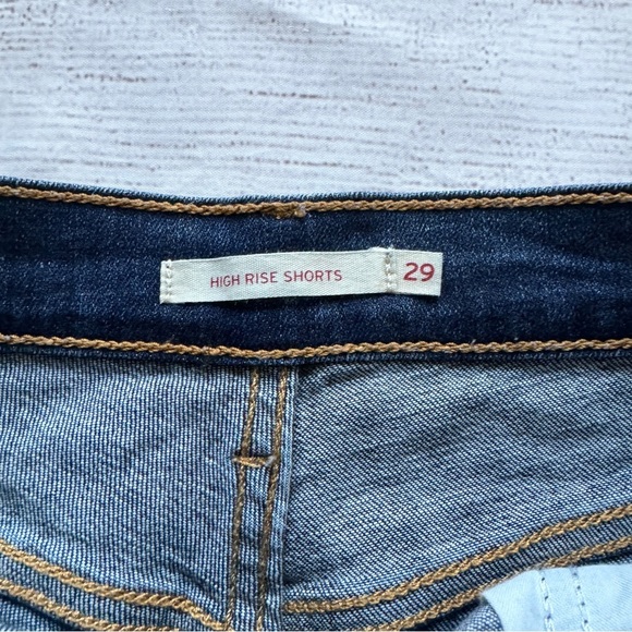 Levi Ultra High Rise Shorts Sz 29 - Picture 3 of 7
